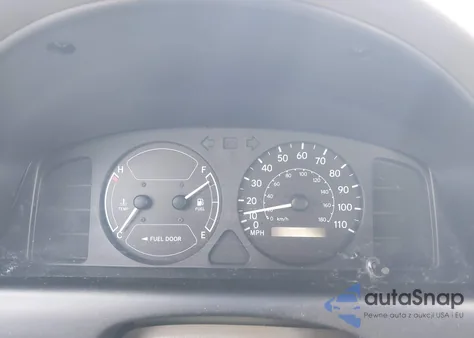 1998 Toyota Corolla Ce from USA, damaged, VIN 2T1BR12E4WC032882